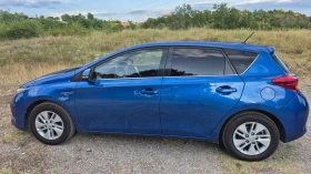 Обява за продажба на Toyota Auris 1.8 Hybrid* Перфектна* 3.4/100км* ПРОМО ~20 999 лв. - изображение 1