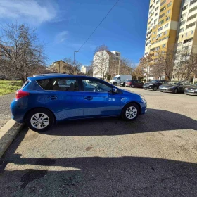 Toyota Auris 1.8 Hybrid* Обслужен * ПРОМОЦИЯ * Лизинг * Бартер, снимка 2