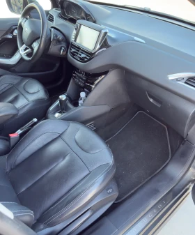 Обява за продажба на Peugeot 208 1.6 автомат Панорама  ~12 300 лв. - изображение 4