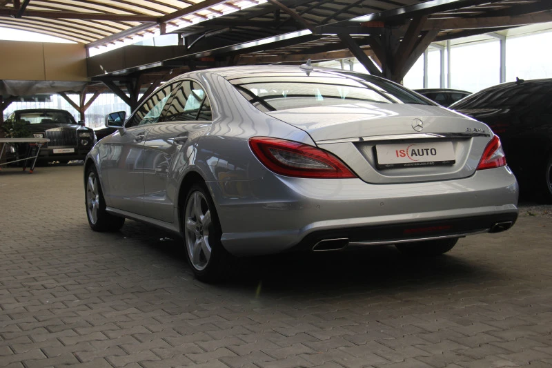 Mercedes-Benz CLS 500 4Matic/Airmatic/Kamera/Harman Kardon/Подгрев, снимка 5 - Автомобили и джипове - 39347471