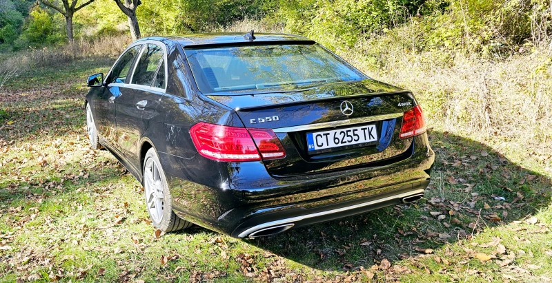 Mercedes-Benz E 500 Обслужен, реални км, снимка 2 - Автомобили и джипове - 47598357