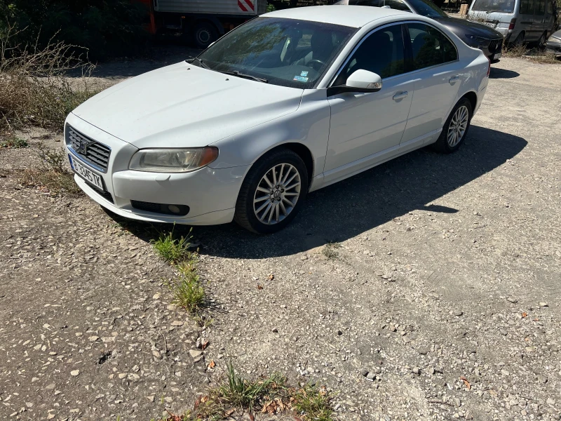 Volvo S80 2.4 D5, снимка 2 - Автомобили и джипове - 46955176