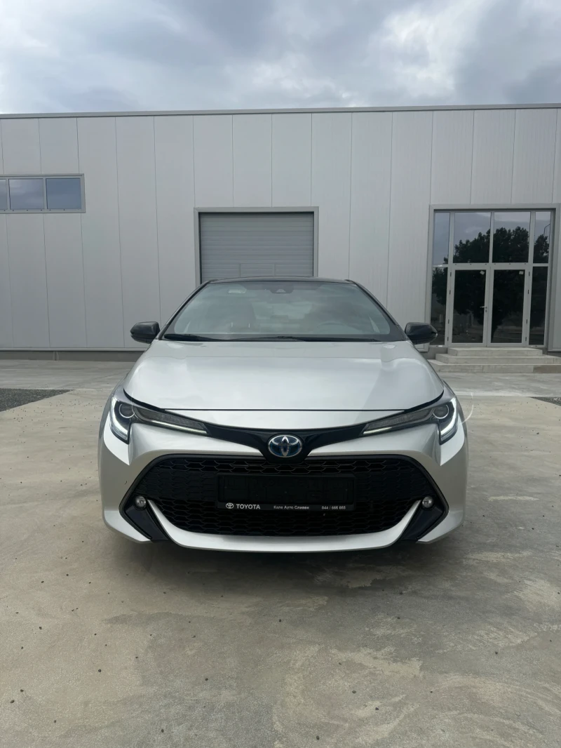 Toyota Corolla Facelift Hybrid, снимка 1 - Автомобили и джипове - 47066313