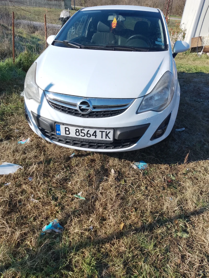 Opel Corsa, снимка 2 - Автомобили и джипове - 48086312