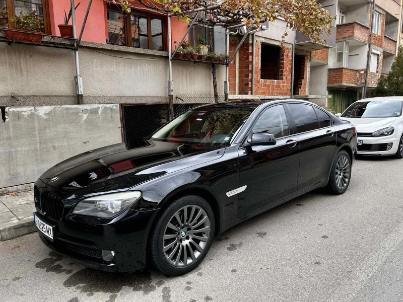 BMW 740, снимка 1 - Автомобили и джипове - 48088874