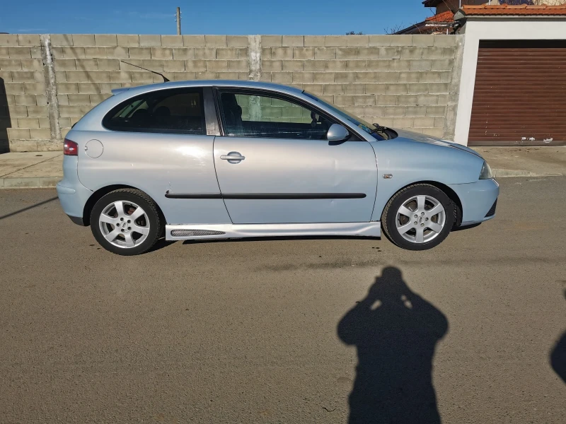 Seat Ibiza 1.4, снимка 2 - Автомобили и джипове - 48377188