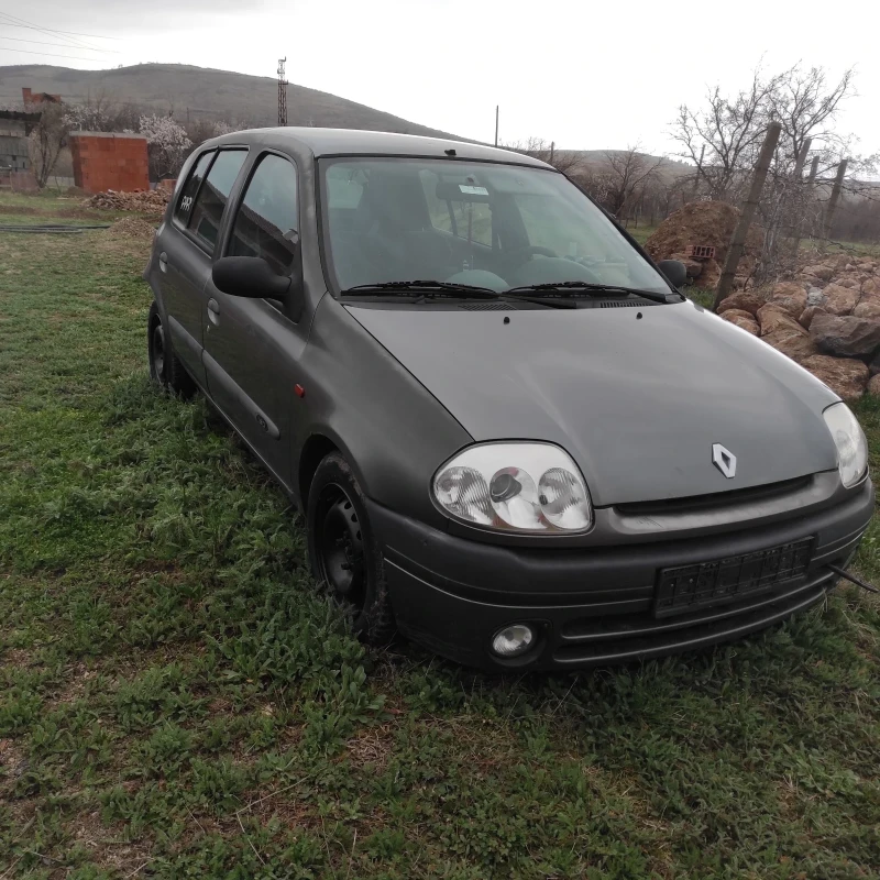 Renault Clio 1.9D, снимка 1 - Автомобили и джипове - 49509644