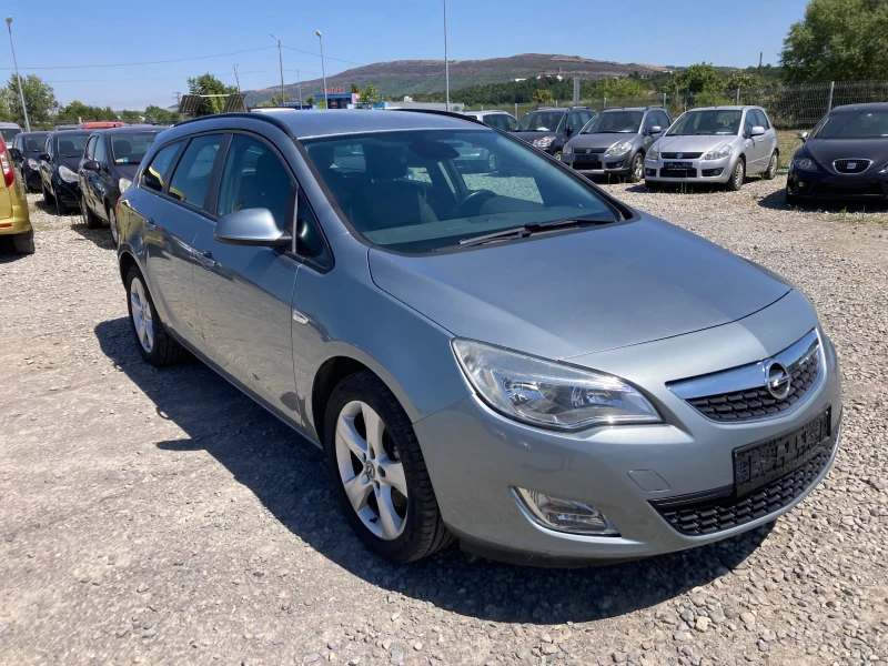 Opel Astra 1.7 CDTI, снимка 6 - Автомобили и джипове - 51366360