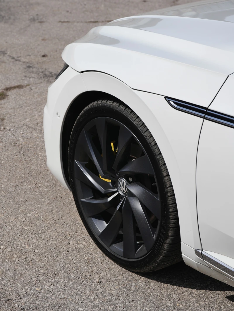 VW Arteon R-Line 2.0TSI 264HP 4 Motion, снимка 6 - Автомобили и джипове - 52209503