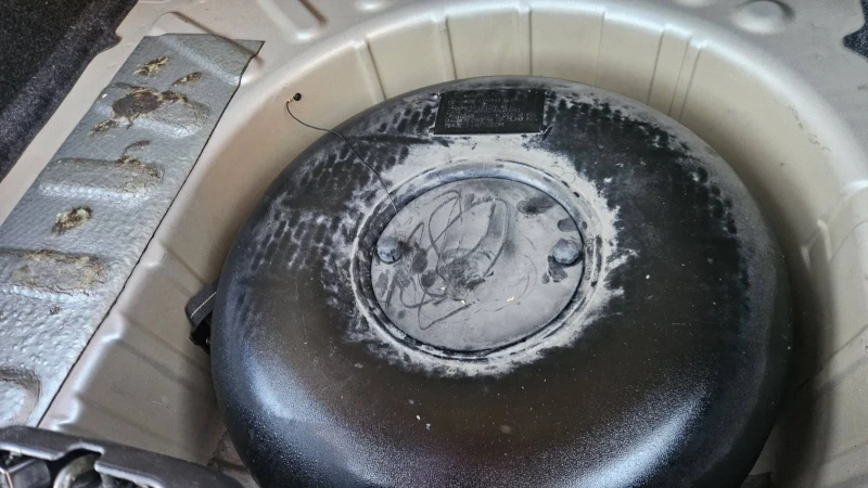 Peugeot 307 1.4 Газ/бензин, снимка 12 - Автомобили и джипове - 52416081