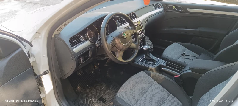 Skoda Superb, снимка 10 - Автомобили и джипове - 53156699