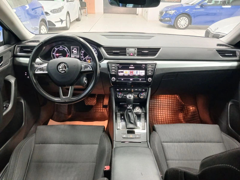 Skoda Superb 2.0 TDi/150 k.c./6DSG, снимка 10 - Автомобили и джипове - 53444997
