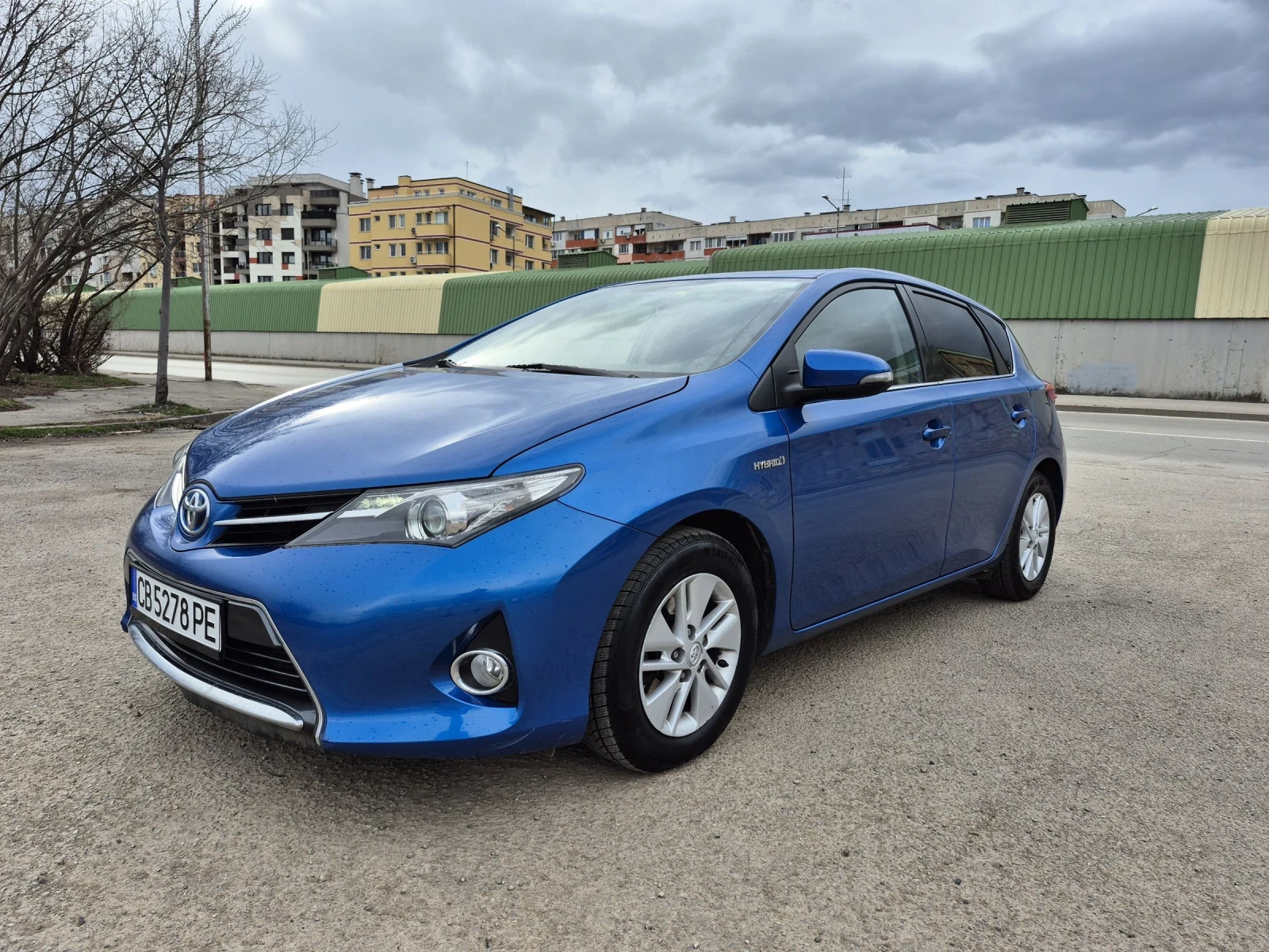 Toyota Auris 1.8 Hybrid* Перфектна* Лизинг * Бартер | Mobile.bg — изображение 1