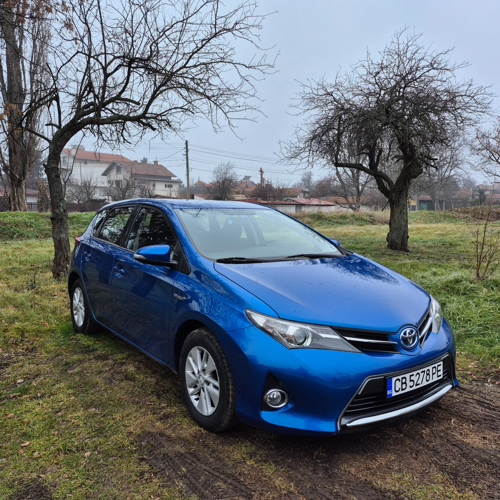 Toyota Auris 1.8 Hybrid* Обслужен * ПРОМОЦИЯ * Лизинг * Бартер - изображение 4