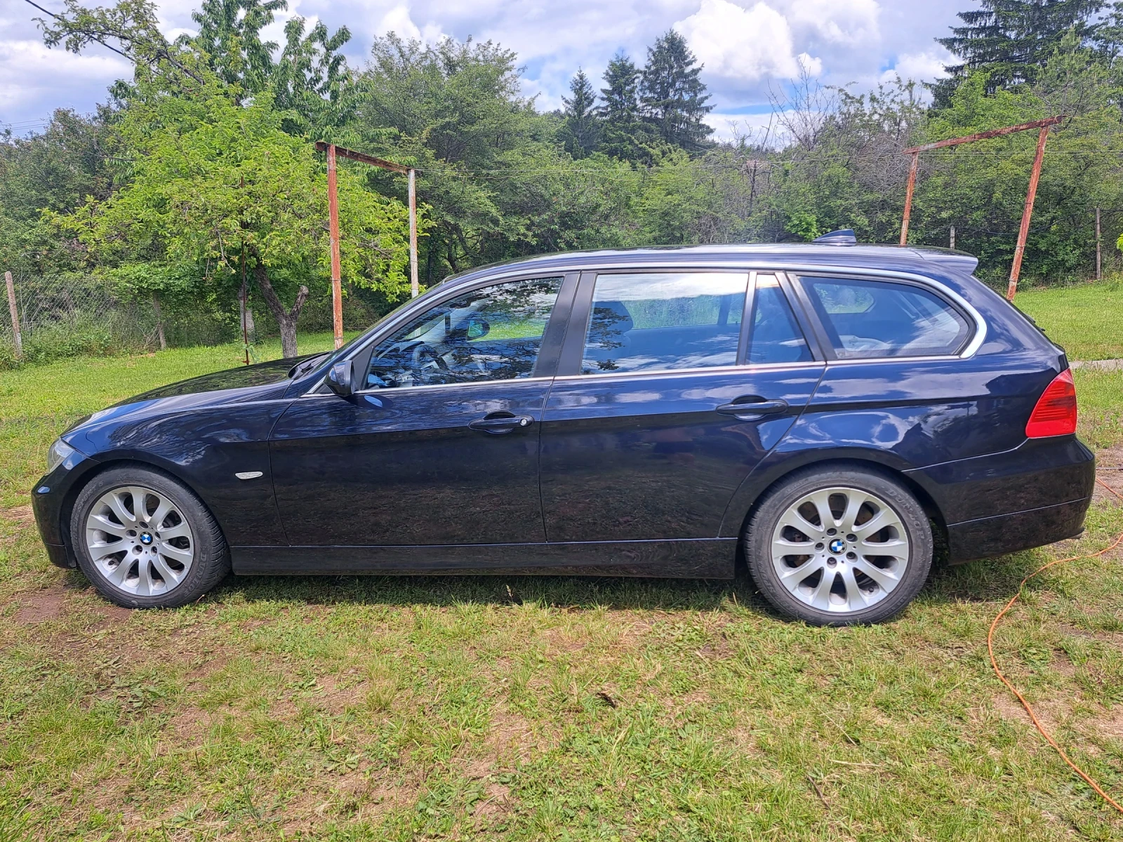 BMW 330  - изображение 3