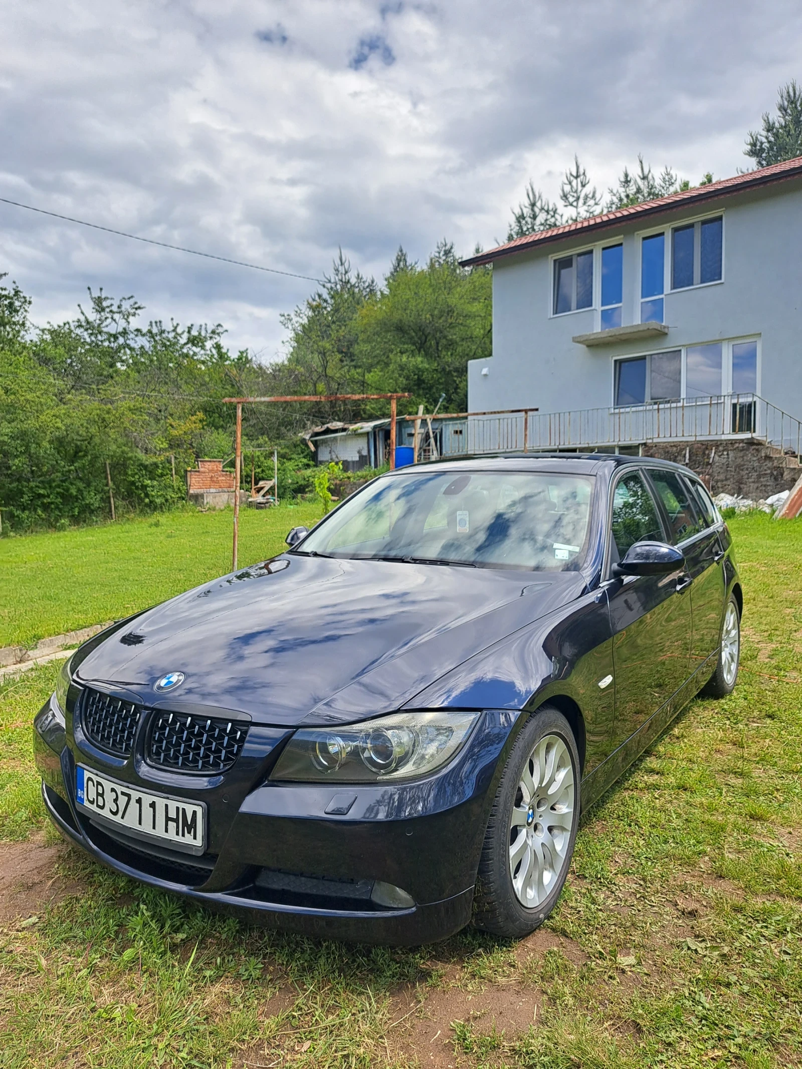 BMW 330  - изображение 2