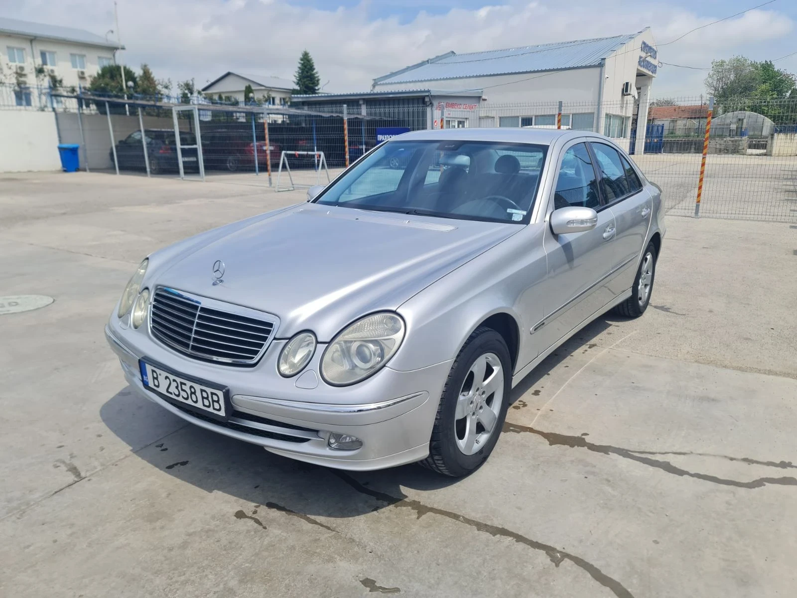 Mercedes-Benz E 220 Avantgarde - изображение 2