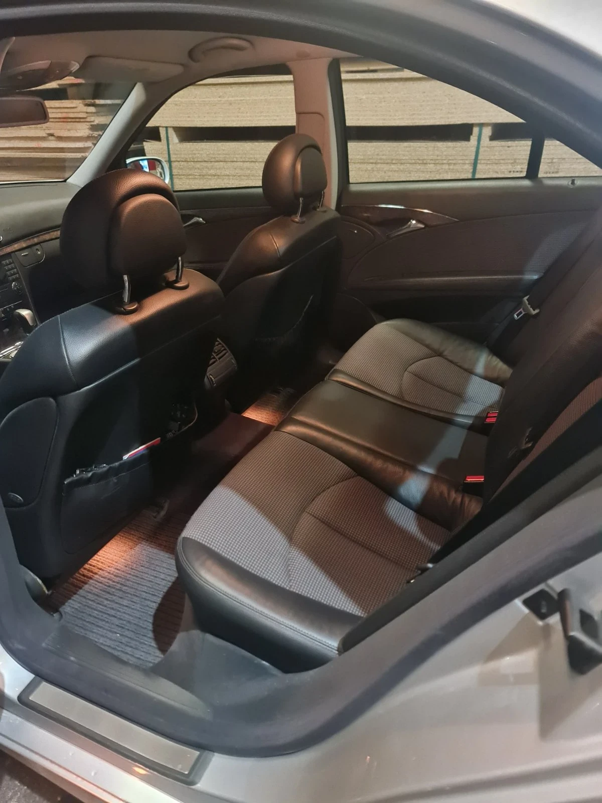 Mercedes-Benz E 220 Avantgarde - изображение 8