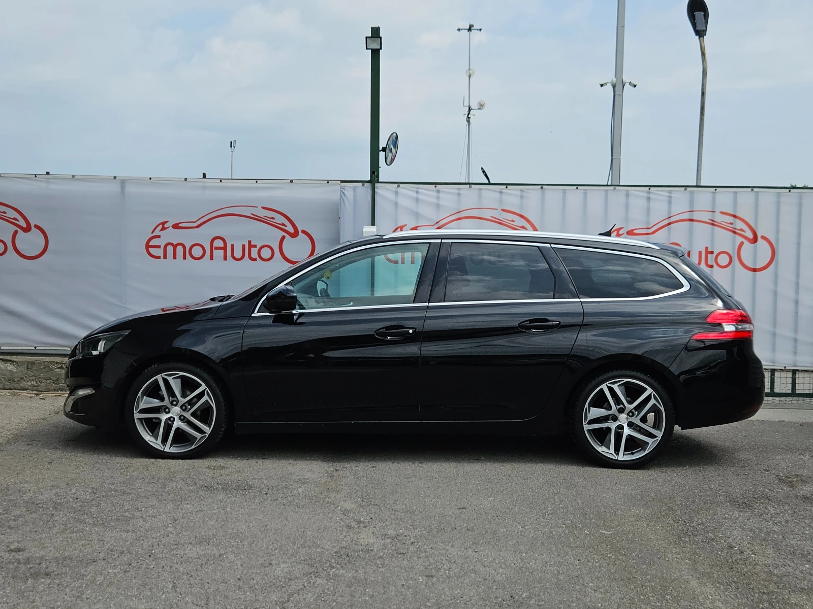 Peugeot 308 1.6HDI/ALLURE/120k/6ск/LED/NAVI/БЛУТУТ/EURO 6B/ТОП - изображение 6