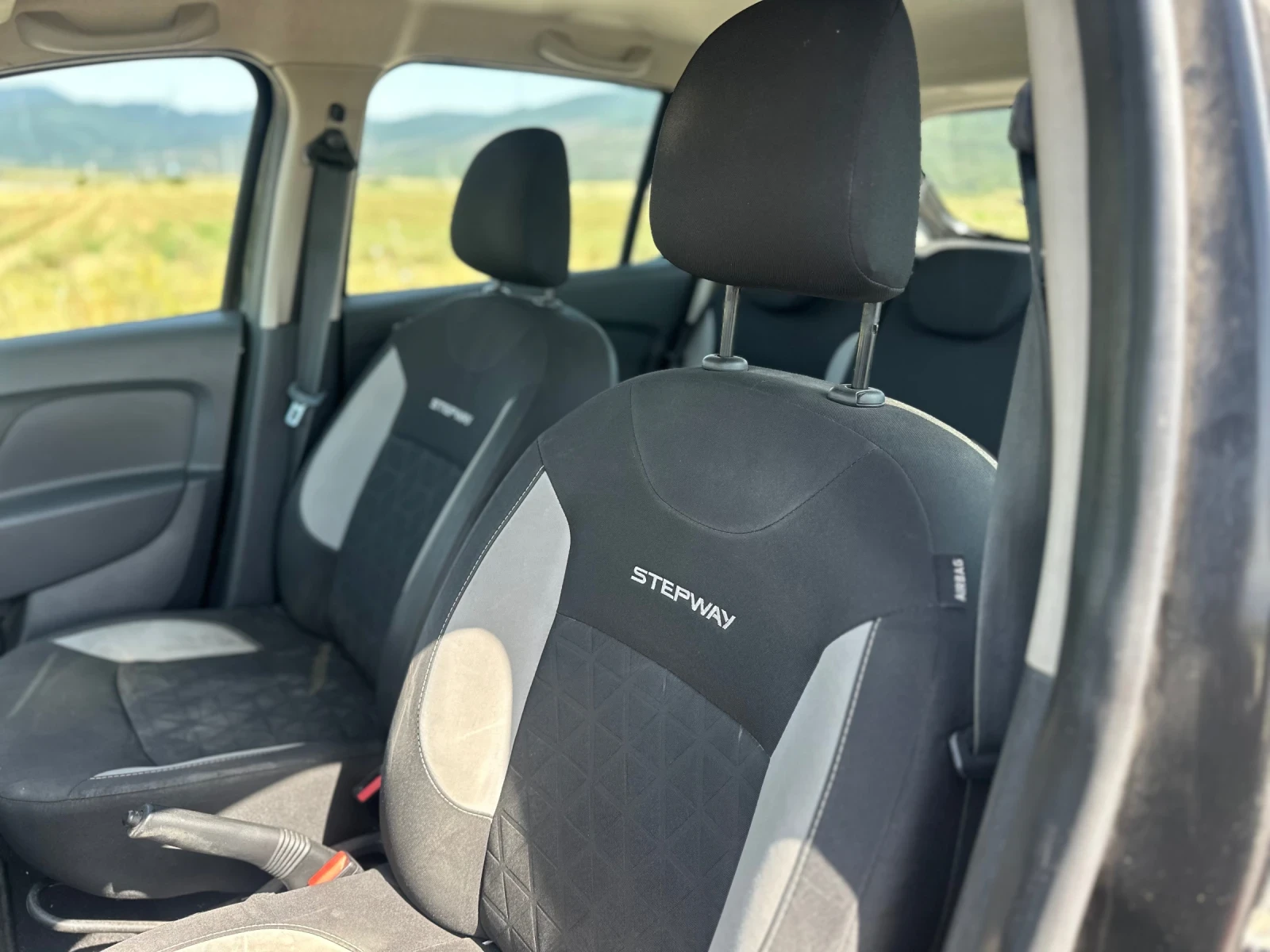 Dacia Sandero 1.5DCI Stepway - изображение 7