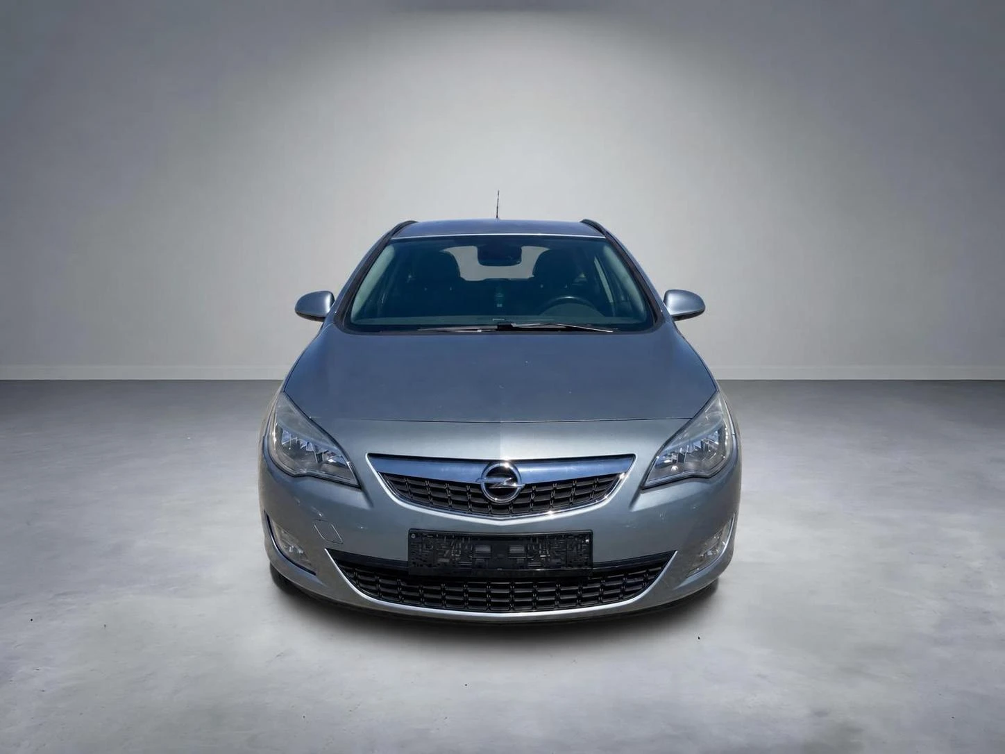 Opel Astra 1.7 CDTI, снимка 2 - Автомобили и джипове - 51366360