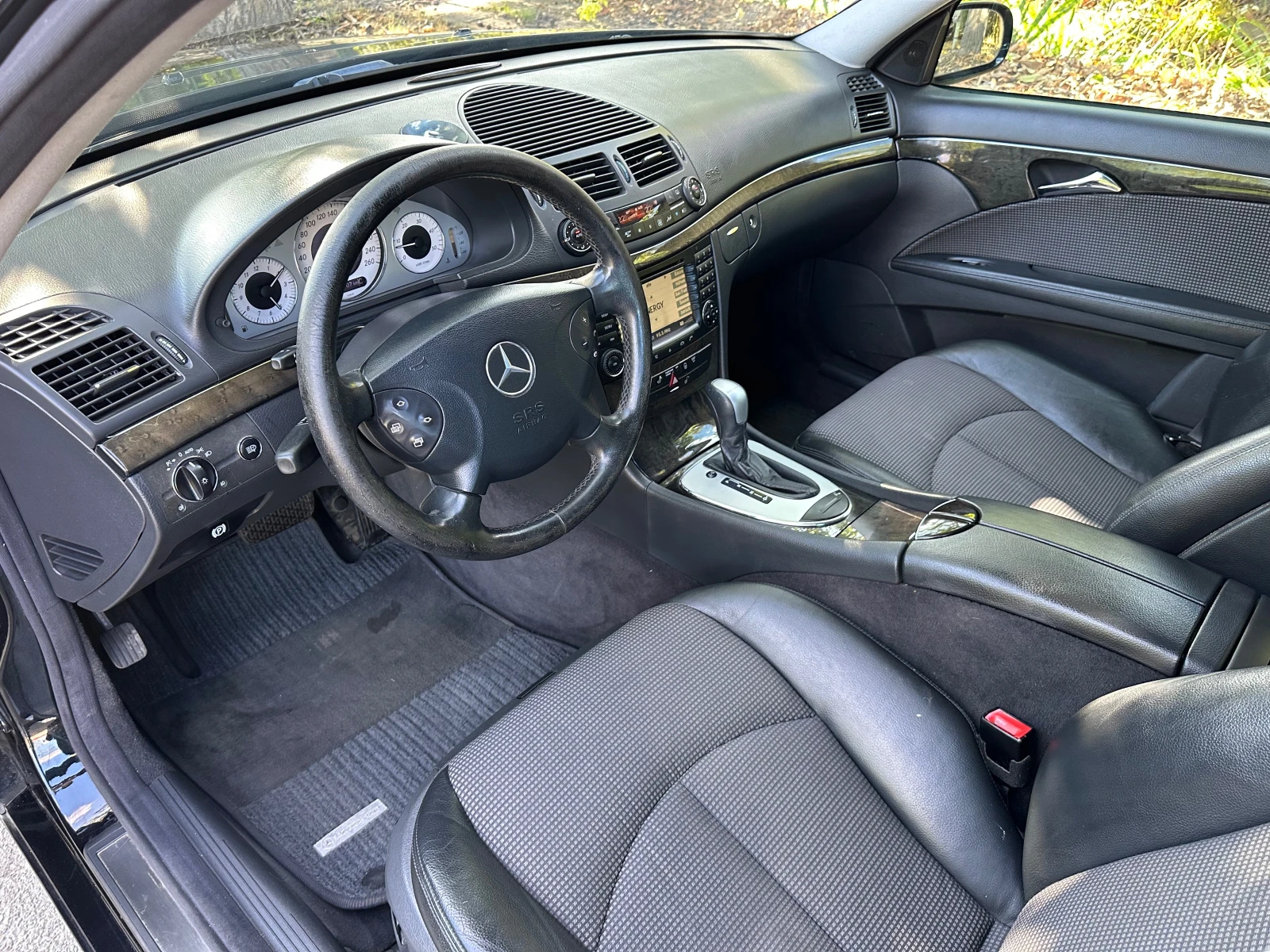 Mercedes-Benz E 320 AVANTGARDE - изображение 10