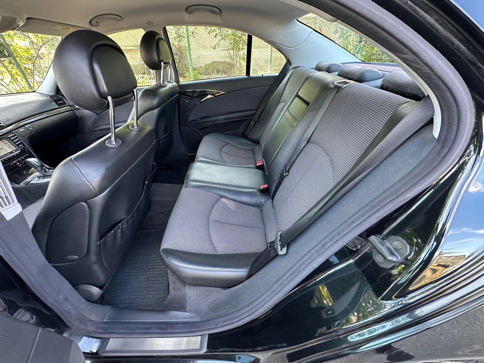 Mercedes-Benz E 320 AVANTGARDE | Mobile.bg � ����������� 12