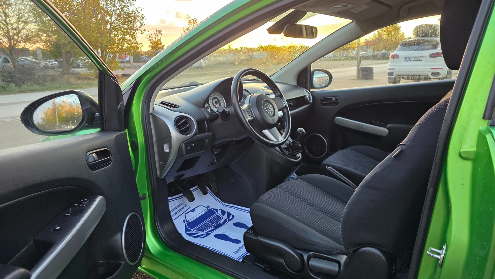 Mazda 2 УНИКАТ/NAVI - изображение 7