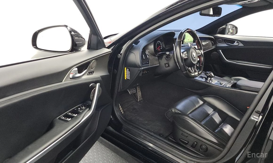 Kia Stinger  - изображение 10