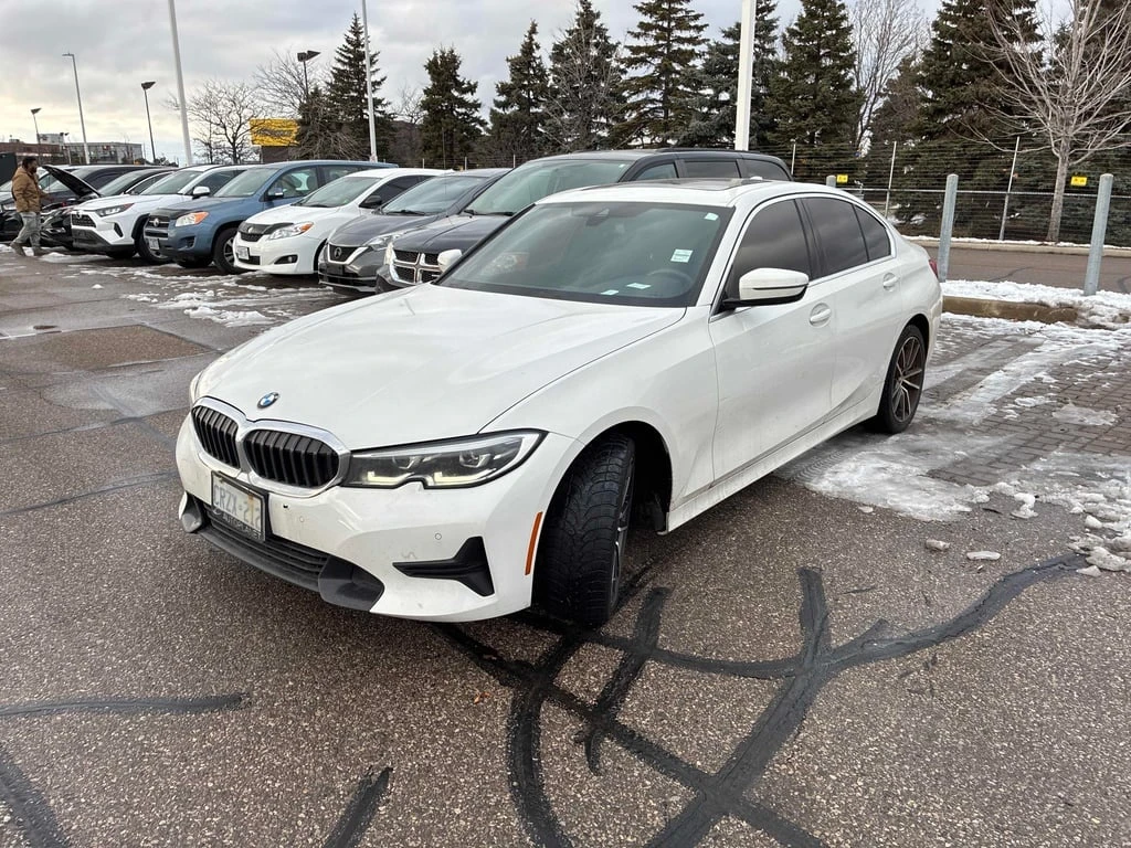 BMW 330 * 330i xDrive * CARFAX * ���� �� �� | Mobile.bg � ����������� 1