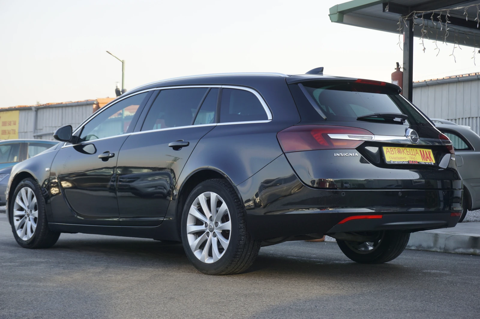 Opel Insignia 1.6/Сменени вериги/Нави/Кожа/Дигитал/Камера/BOSE - изображение 5