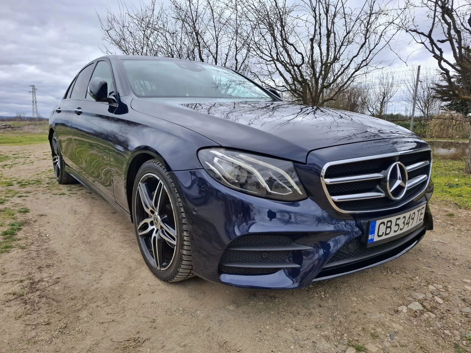 Mercedes-Benz E 220 AMG, снимка 2 - Автомобили и джипове - 53934588