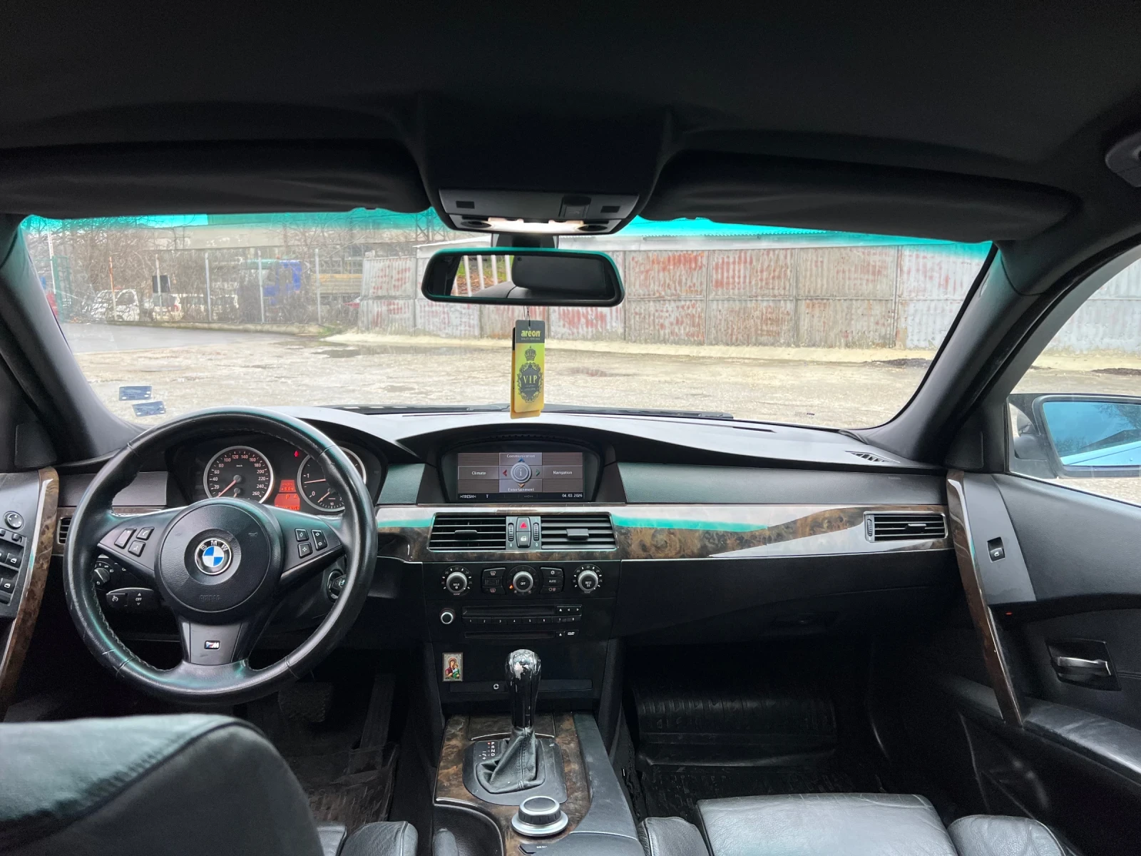 BMW 530, снимка 6 - Автомобили и джипове - 54576450