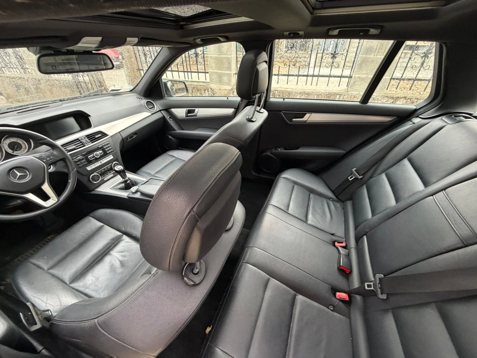 Mercedes-Benz C 220 2.2 CDI, снимка 13 - Автомобили и джипове - 54169257