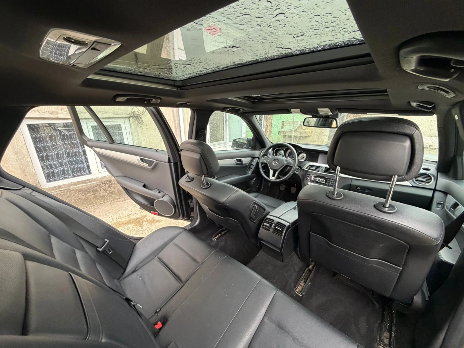 Mercedes-Benz C 220 2.2 CDI, снимка 14 - Автомобили и джипове - 54169257