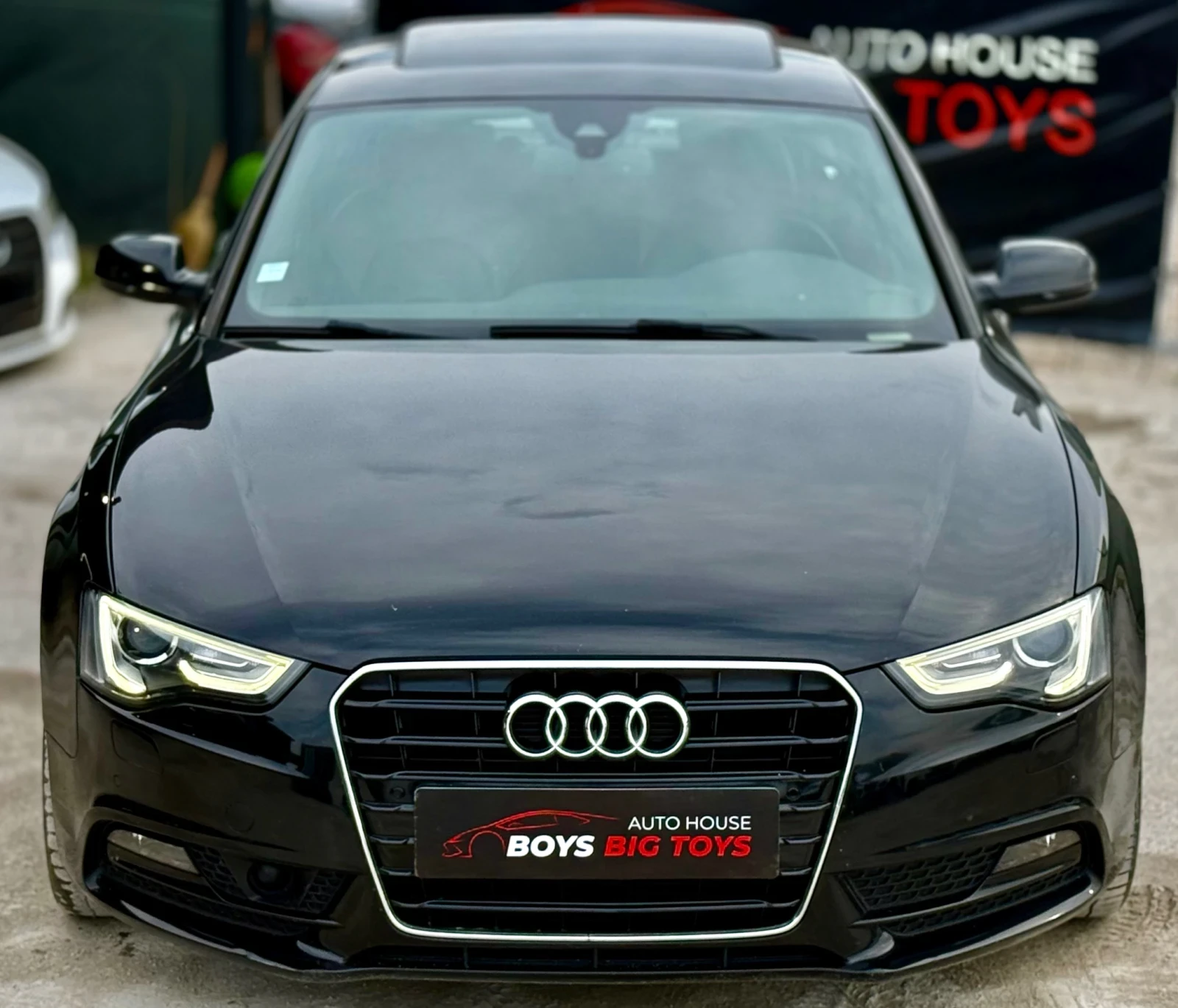 Audi A5 3.0TDI* SportBack* Facelift* Distronic* Автомат* К, снимка 4 - Автомобили и джипове - 54421406