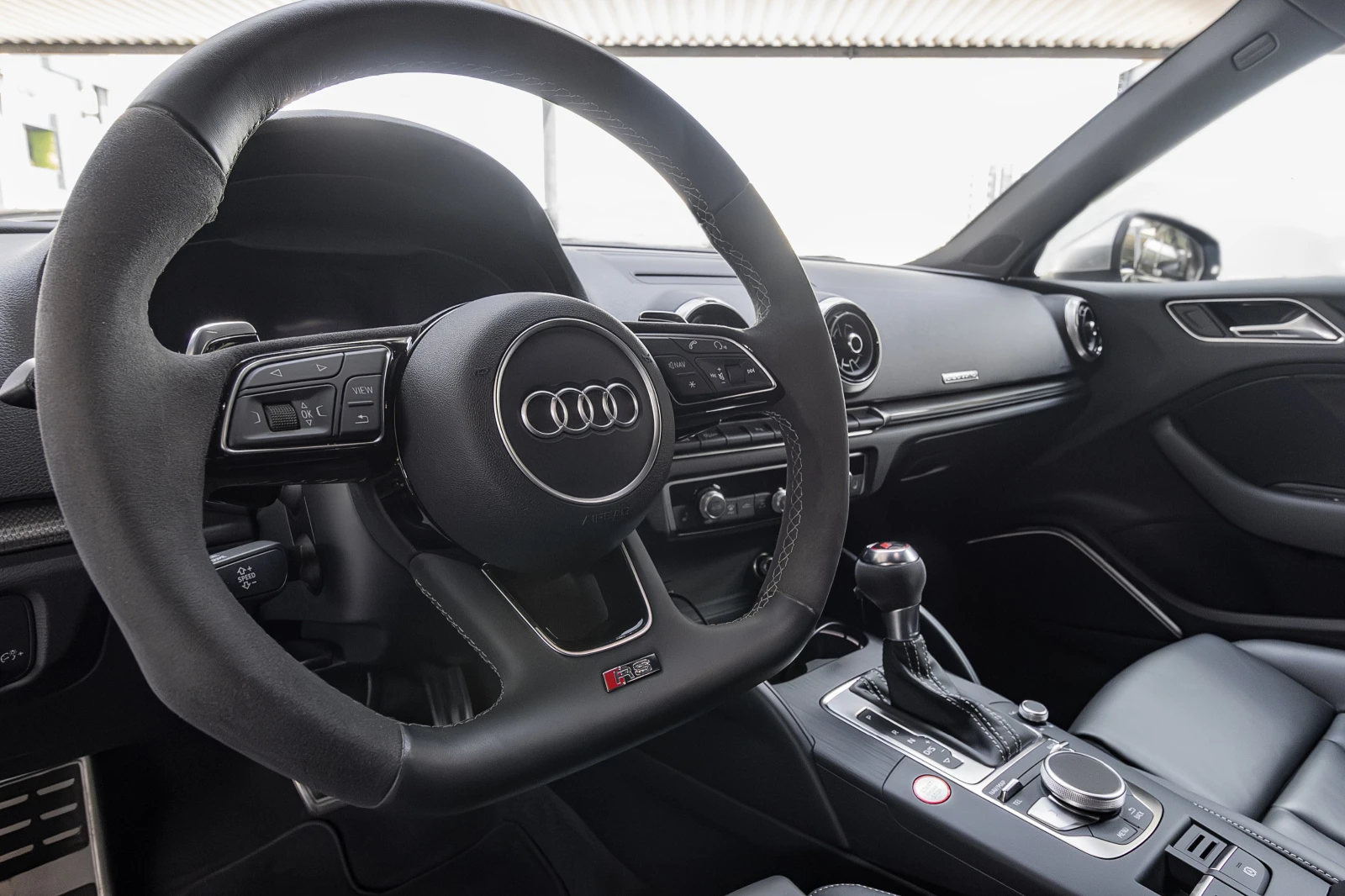 Audi Rs3 SEDAN, снимка 10 - Автомобили и джипове - 55141988