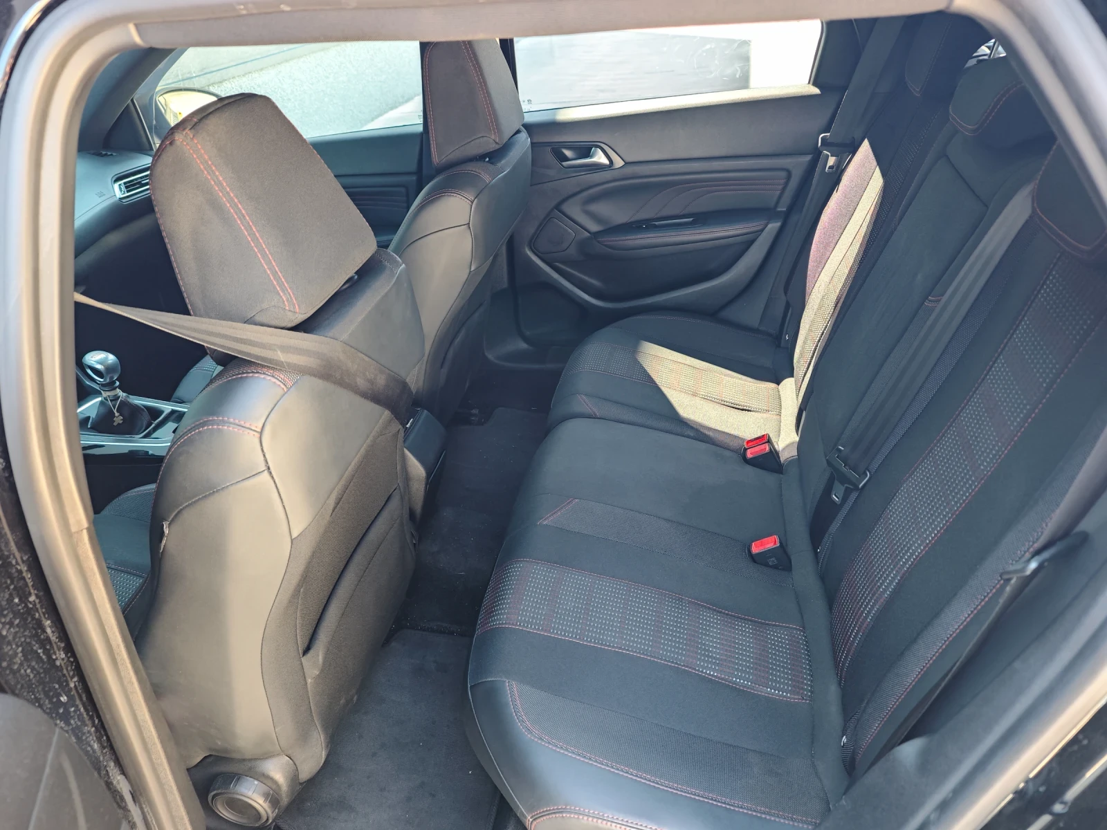 Peugeot 308 GT Line, снимка 12 - Автомобили и джипове - 55164149