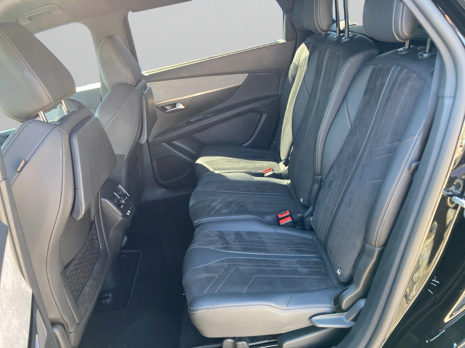 Peugeot 5008 New Line Up GT 1.5 BlueHDi 130 S&S EAT8 EURO 6.4 | Mobile.bg � ����������� 11