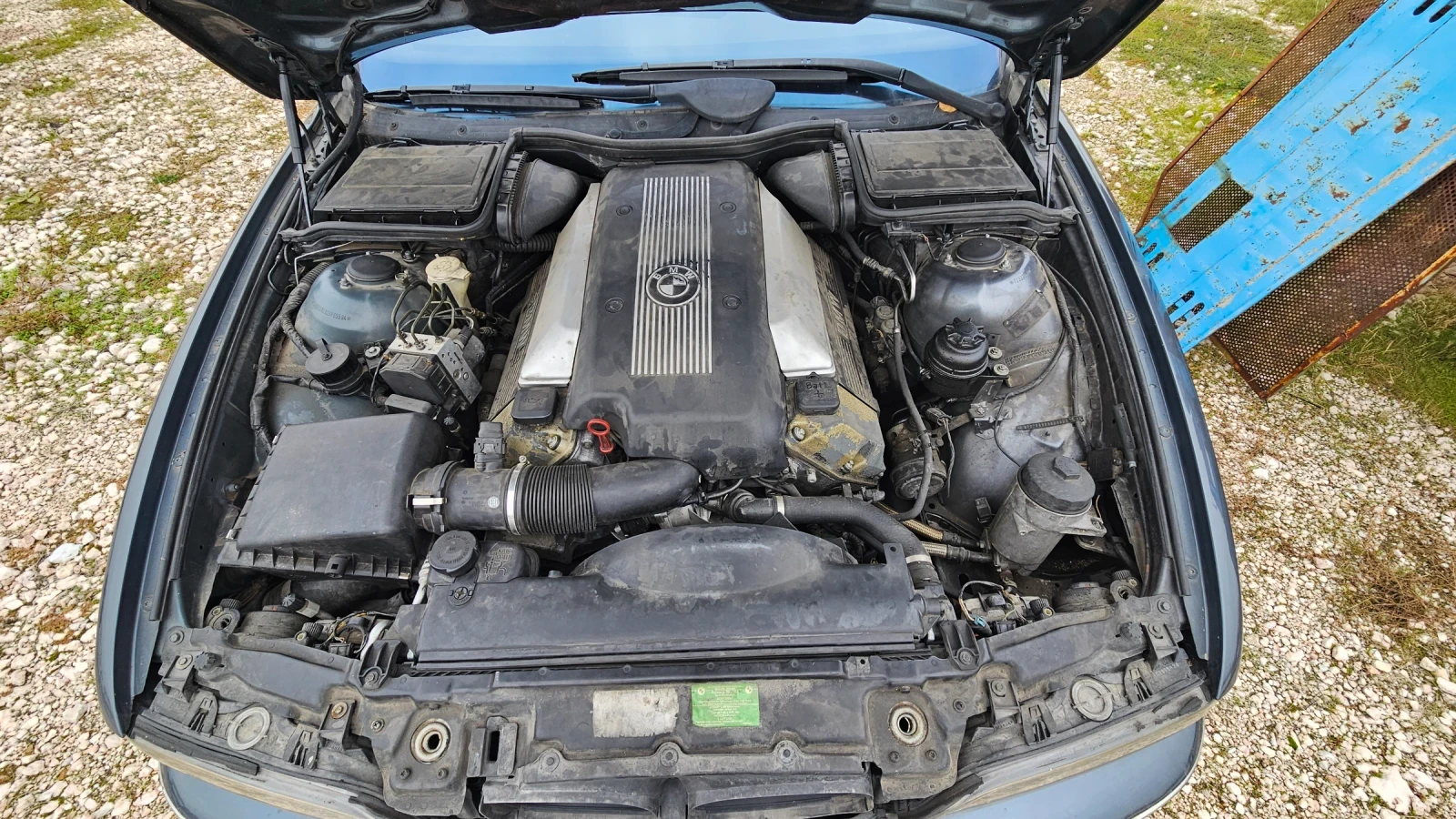 BMW 540 6 степенна ръчна кутия, снимка 8 - Автомобили и джипове - 55942080