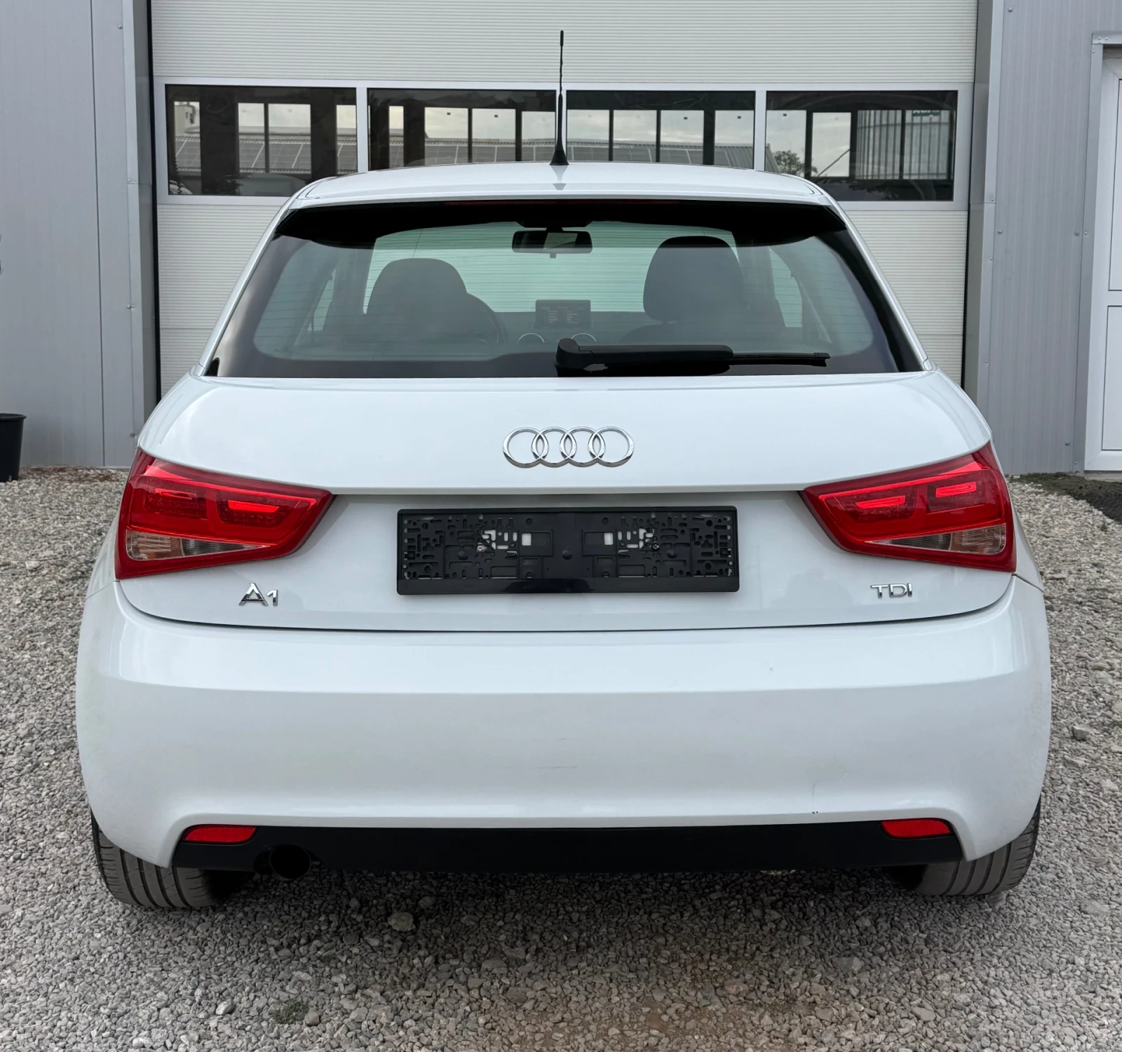Audi A1, снимка 5 - Автомобили и джипове - 56088140