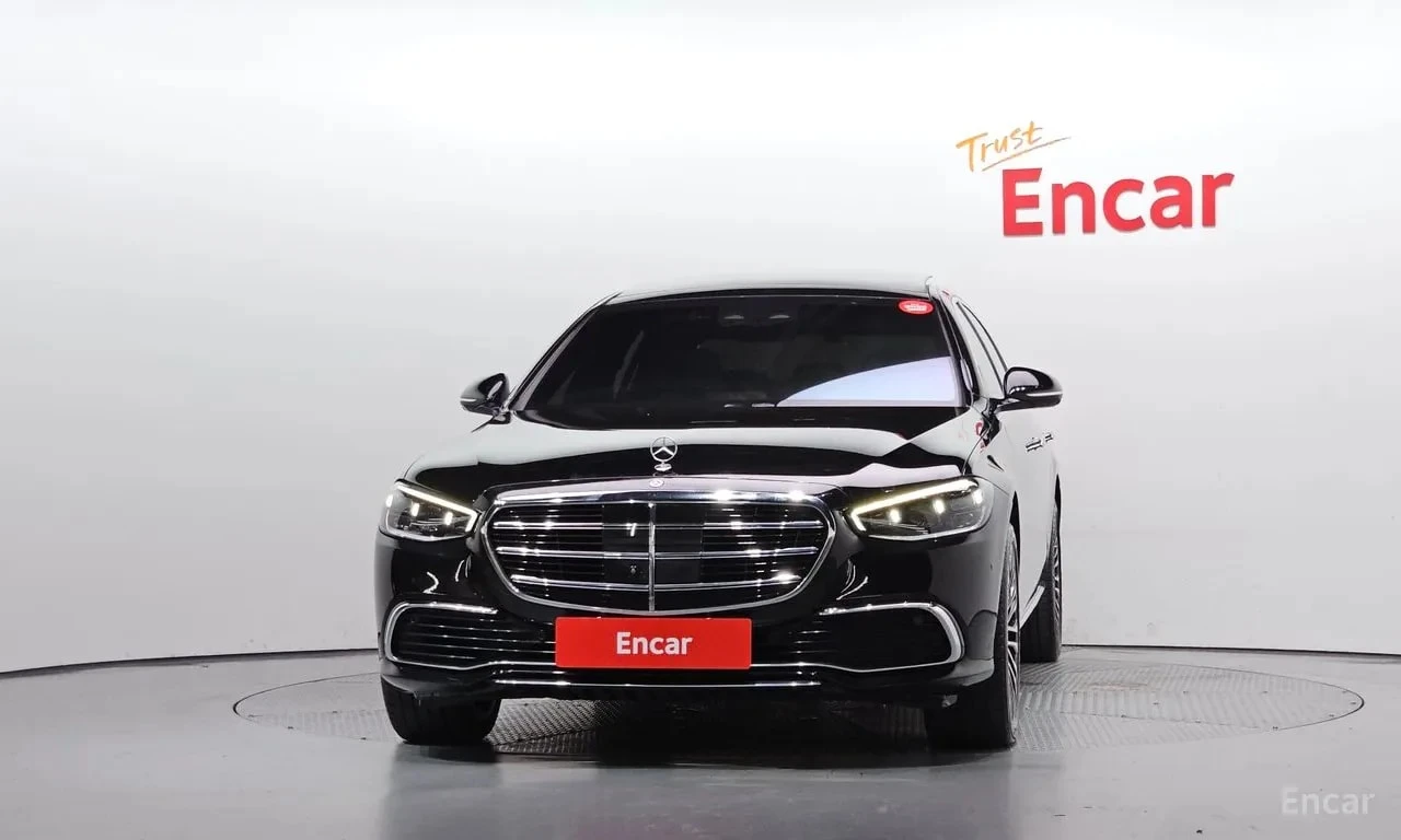 Mercedes-Benz S 580 LONG 4MATIC/ОБДУХВАНЕ/ПАНОРАМА/ДИСТРОНИК/360, снимка 3 - Автомобили и джипове - 56139961