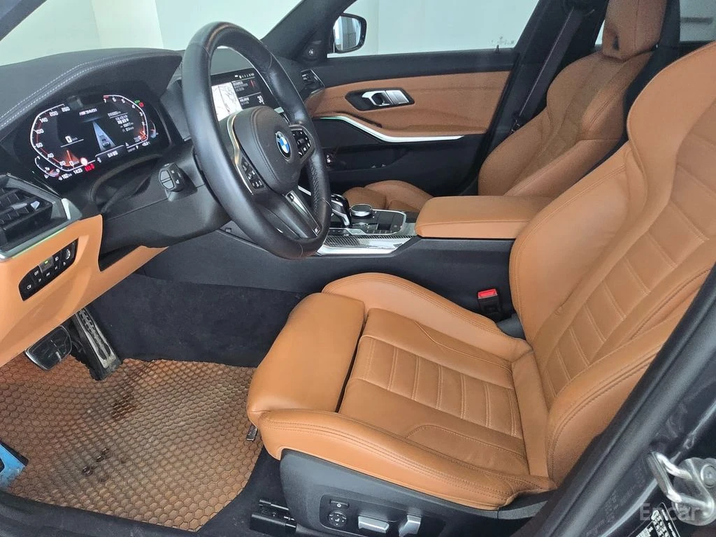BMW 340 XDRIVE* КОМБИ* M* PERFORMANCE* ДИСТРОНИК* , снимка 9 - Автомобили и джипове - 56299860