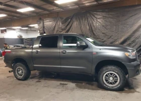 Toyota Tundra LIMITED 5.7L - 28500 лв. - 25891672 | Car24.bg