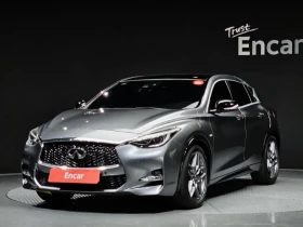 Infiniti Q30 2.0T Premium