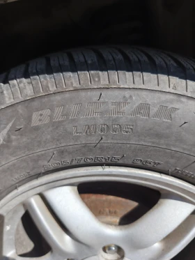 Honda Cr-v 1 - 2800 € / 5476.32 лв. - 14275881 13