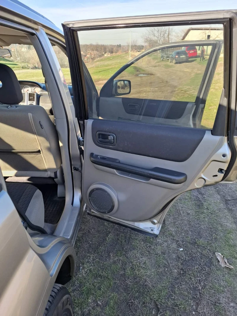 Nissan X-trail 2.5 бензин 4х4, снимка 15 - Автомобили и джипове - 48431591