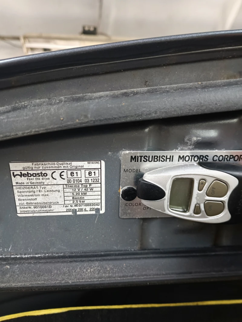 Mitsubishi Outlander 2.4 i na chasti, снимка 6 - Автомобили и джипове - 50484460