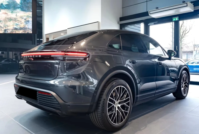 Porsche Macan NEW /CAMERA/, снимка 3 - Автомобили и джипове - 51524143