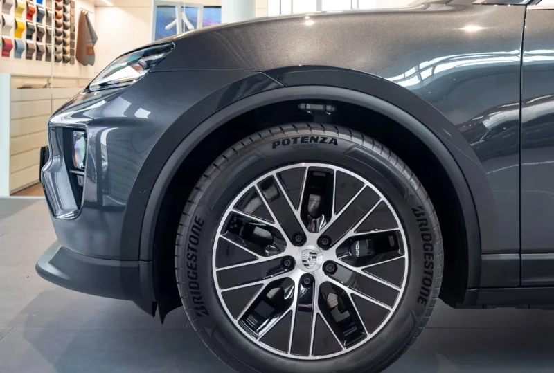 Porsche Macan NEW /CAMERA/, снимка 2 - Автомобили и джипове - 51524143